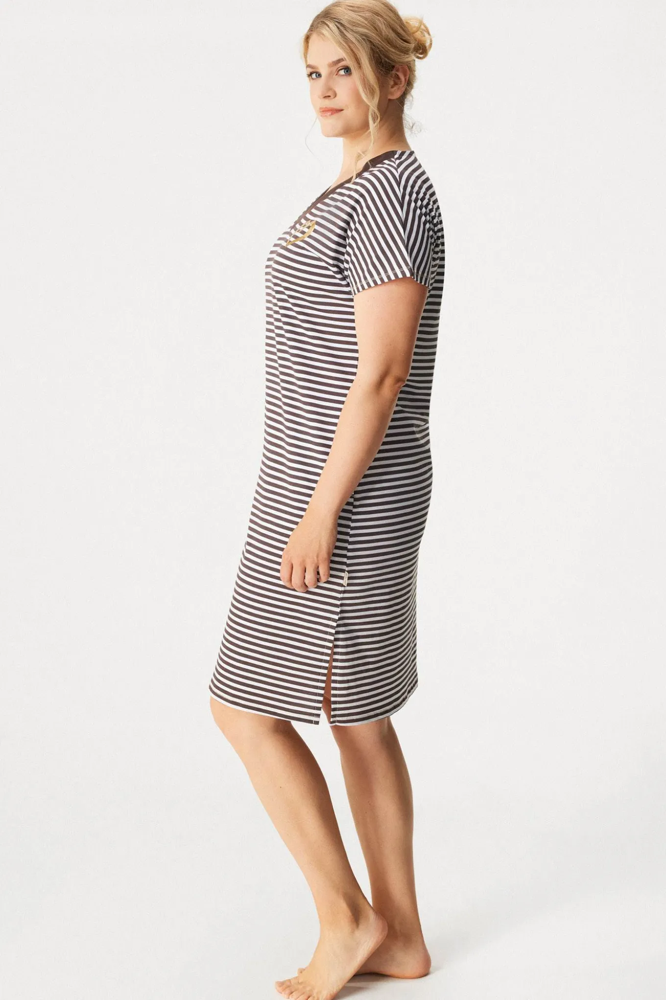 Bawełniana koszula nocna Flora Stripe plus size krótka
