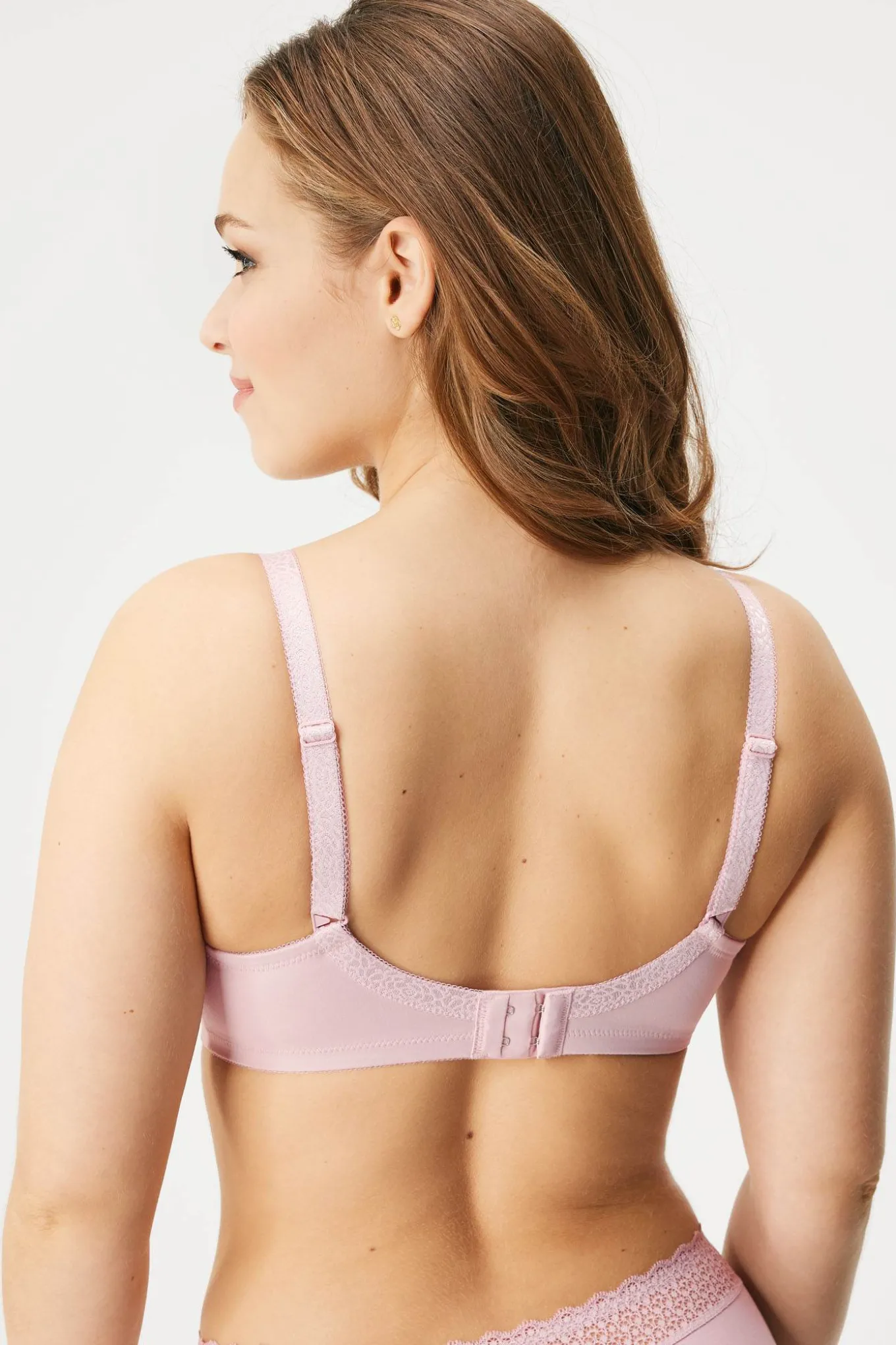 Biustonosz nieusztywniany minimizer Triumph Amourette Highle