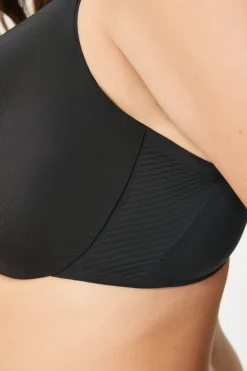 Biustonosz nieusztywniany Triumph Body Make-Up Illusion Curve