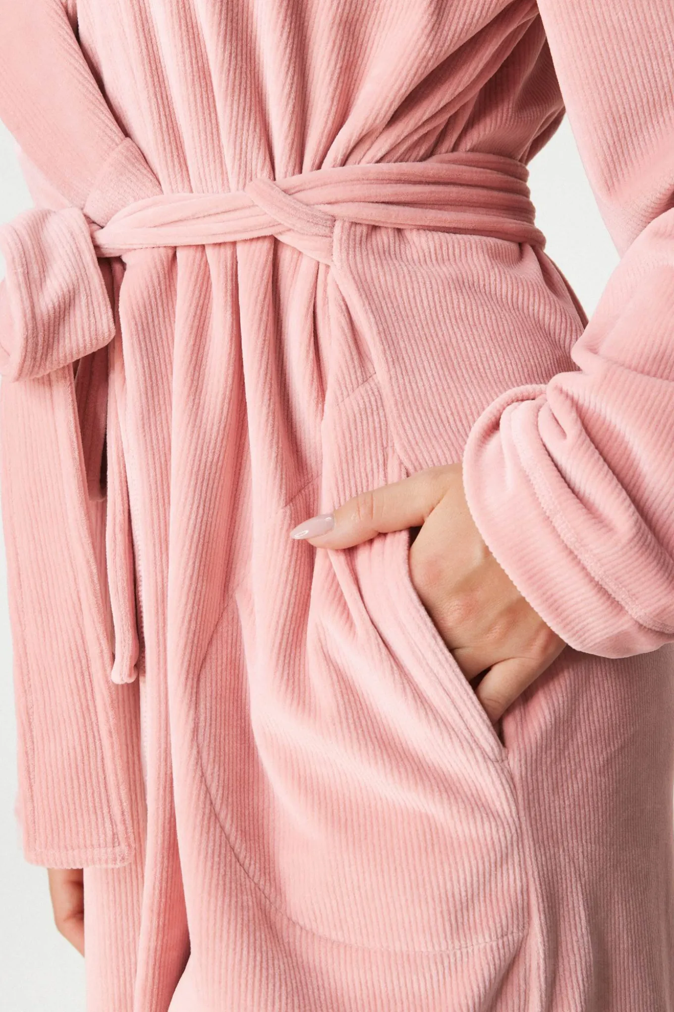 Ciepły szlafrok Luna krótki z kapturem