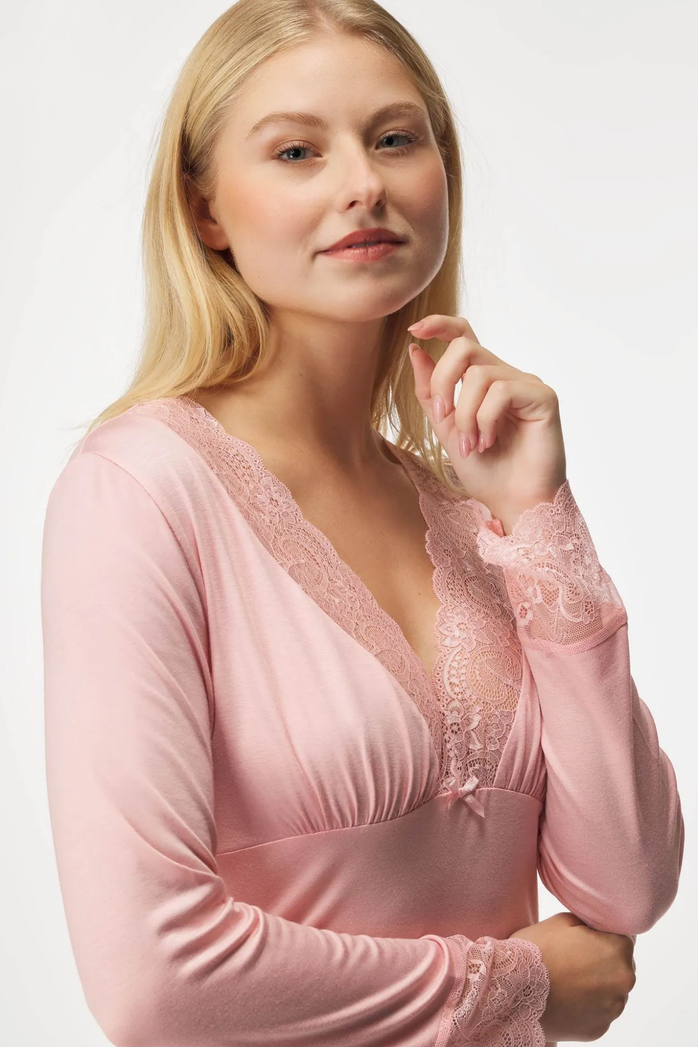 Koszulka nocna Signature Everly krótka