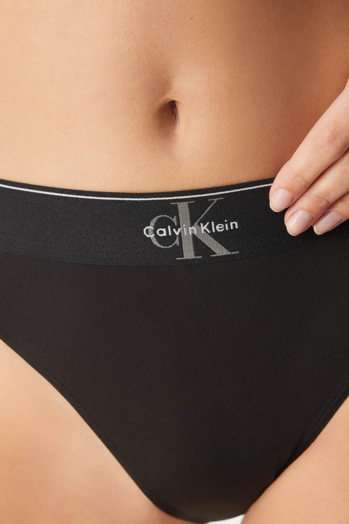 Majtki klasyczne Calvin Klein Graphic z wysokim stanem