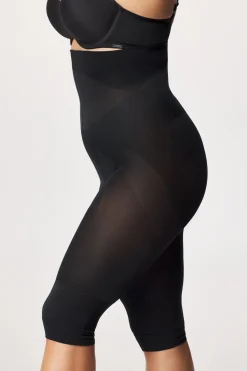 Majtki modelujące PLUS SIZE Smoothwear z nogawkami