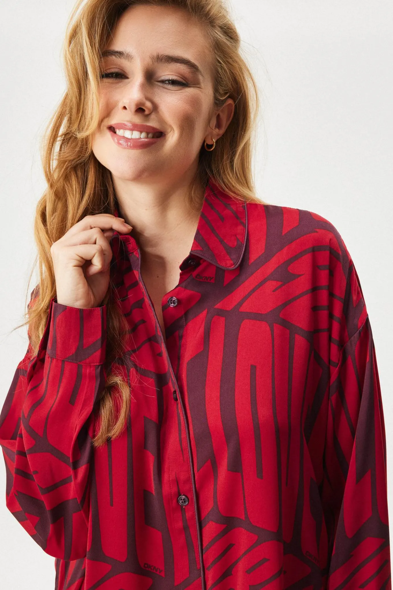 Satynowa koszula nocna DKNY Fig Love NYC długa