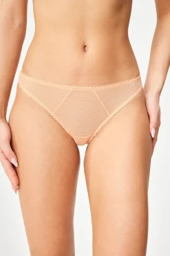 Tanga Abena