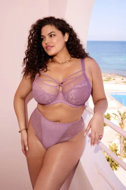 Tanga Elomi Brianna